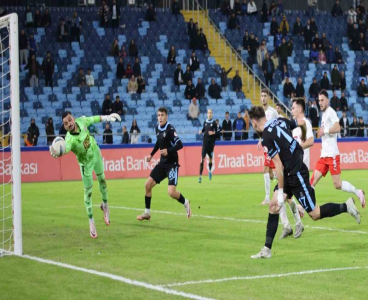 Ziraat Türkiye Kupası: Adana Demirspor: 4 - Sebat Gençlikspor: 3